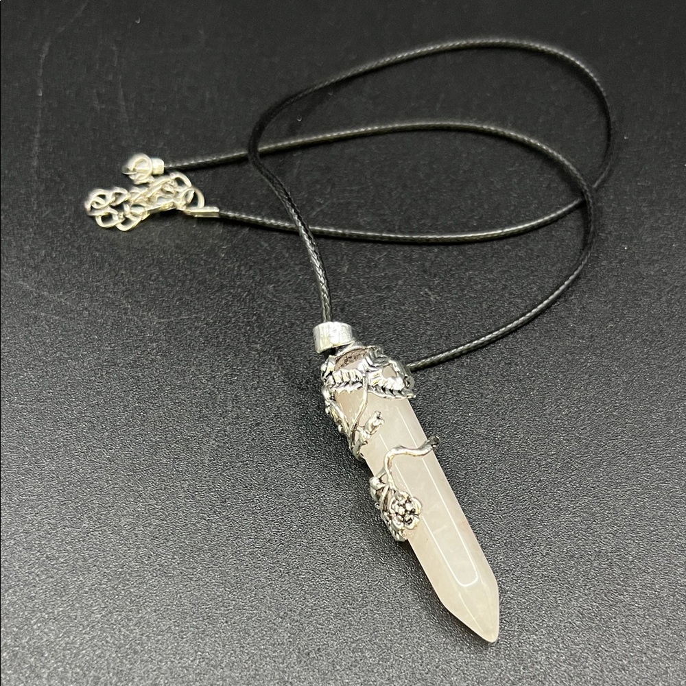 18” Silver and Clear Crystal Pendant Necklace